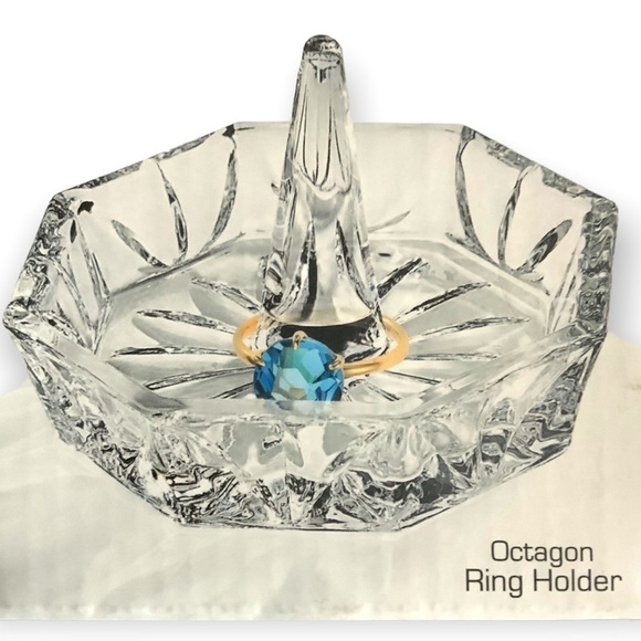 Crystal Ring Holder Brilliant Hand-Cut Pattern Octagon Studio Crystal Faceted - Picture 4 of 12